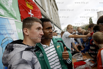 Boisko Zespolu Szkol Ogolnoksztalcacych nr 8 przy ul....