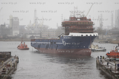 Stocznia Gdansk. Wodowanie specjalistycznego statku...