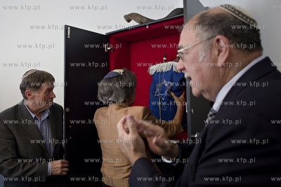 Gdańsk Oliwa. Uroczystość otwarcia  pierwszej powojennej...