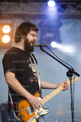 Gdańsk Brzeźno. Fląder Festiwal. Nz. koncert zespołu...