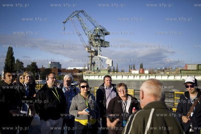 Spacer po Stoczni Gdańskiej w godzinie rozpoczęcia...