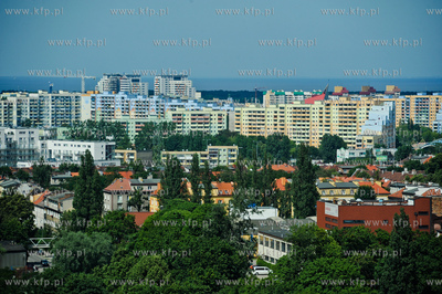 Gdansk.  Panorama osiedla Zaspa z szesnastego pietra...