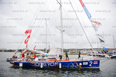 Sopot. Uroczyste przywitanie zeglarza Zbigniewa Gutka...