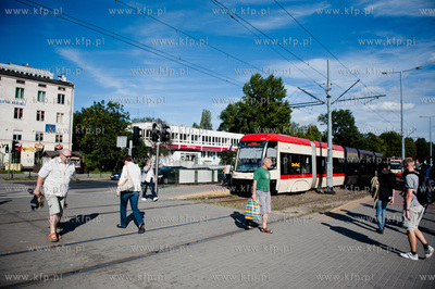 Gdansk. Wrzeszcz. Przystanek tramwajawy na Al. Grunwaldzkiej...