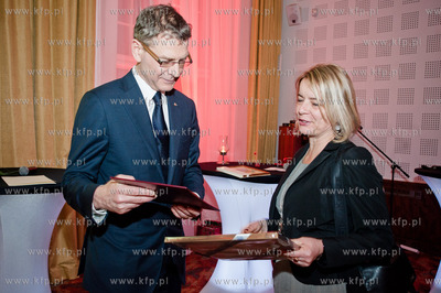 Sopot. Sala Balowa Grand Hotelu. Uroczystosc podniesienia...