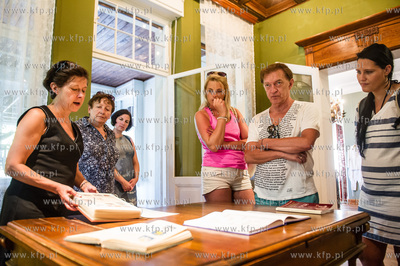 Muzeum Sopotu. Kuratorskie oprowadzanie po wysawie...