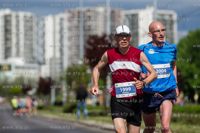 Zawodnicy na trasie II PZU Gdansk Maraton. 
15.05.2016
fot....