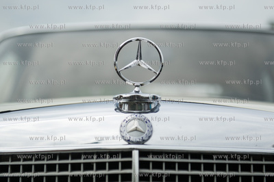 Gdansk. Targ Weglowy. XV Zlot Zabytkowych Mercedesow.
28.05.2016...