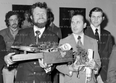 Wreczenie nagrod Rejs Roku 1975 i Srebrnego Sekstantu...
