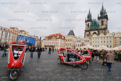 Praga (Czechy). Rynek starego miasta
7.10.2007
Fot....