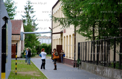 W Gimnazjum nr 4 w Rumii ogloszono alarm bombowy. Jak...