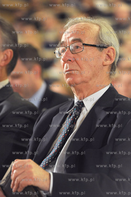 Gdansk. Konferencja W przededniu wielkiej zmiany. Okragly...