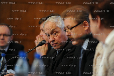 Sopot. I Sesja nowo wybranej Rady Miasta. Wybory przewodniczacego...