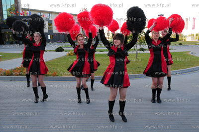 Gniewino. Przyjazd i przywitanie pilkarzy reprezentacji...