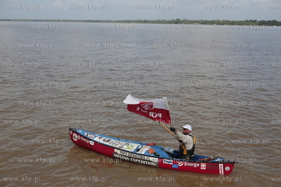 Wyprawa polskiego podroznika Marcina Gienieczko do...