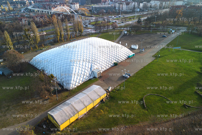 Lodowisko Miejskie na Placu Zebrań Ludowych w Gdansku.
25.11.2024
fot....