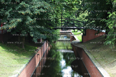 Gdansk, kanal Raduni w okolicy Targu Siennego, przy...