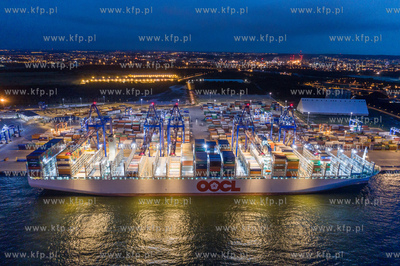 Do DCT Gdańsk zawinął największy kontenerowiec...