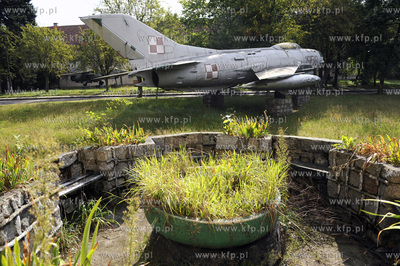 Redzikowo dawne lotnisko. Tutaj ma byc zlokalizowana...