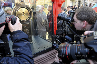Uroczyste odsloniecie Kolumny Meteorologicznej Daniela...