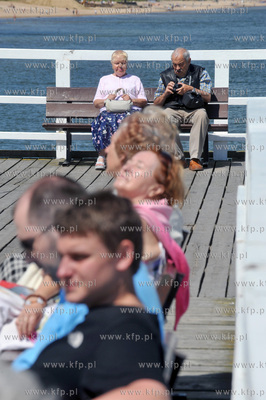 Sobota na molo w Gdansku Brzeznie. 12.06.2010 Fot....