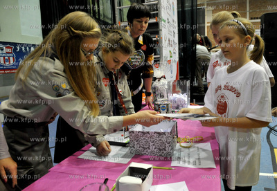 Hala widowiskowo - sportowa w Zukowie. 21 final Wielkiej...