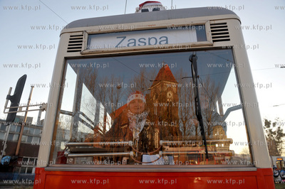 Mikolajkowy zabytkowy  tramwaj  na trasie Hucisko -...