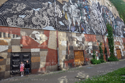 Ostatni dzien dzialalnosci kin Neptun, Kameralne i...