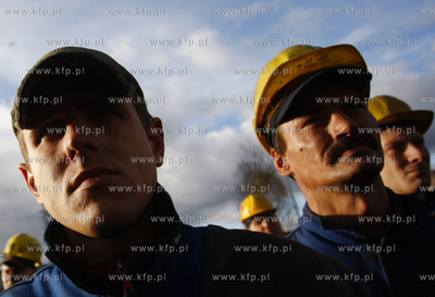 Gdynia. Stocznia Gdynia S.A.. Wiec zorganizowany przez...