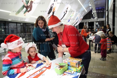 Mikolajki w Operze Baltyckiej.
06.12.2013
fot. Krzysztof...