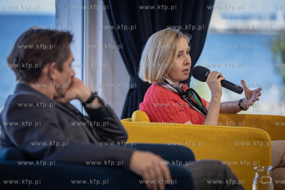 Debata "Twój głos. Twoja przyszłość. Twój prezydent",...