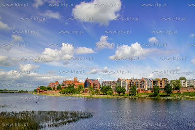 Zamek w Malborku nad Nogatem wzniesiony przez zakon...