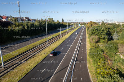 Ekostrada - nowa droga rowerowa w al. Armii Krajowej...