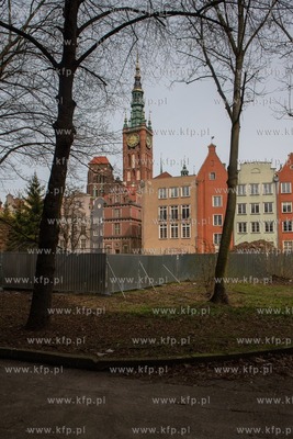 Inwestycja na działce między kamienicami przy ul....