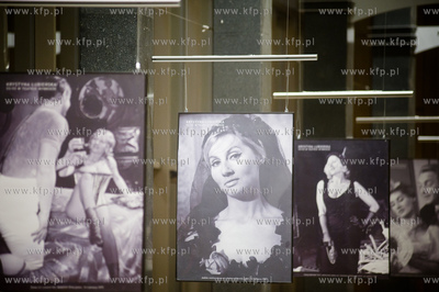 Gdansk. Teatr Wybrzeze. Wernisaz wystawy zdjec bedacych...