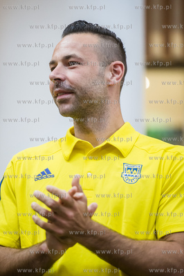 Gdynia. Centrum Riviera. Prezentacja zespołu Arki...