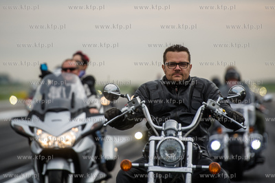 Port lotniczy im. Lecha Wałesy w Gdańsku Rębiechowie....