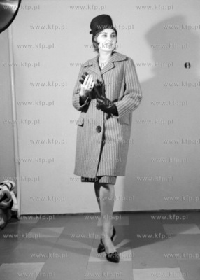 Moda lat 60. 1960 0003370z Fot. Zbigniew Kosycarz /...
