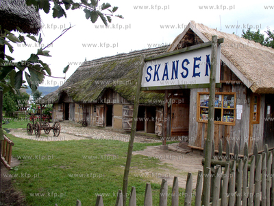 Skansen w Nadolu. 30.05.2005r. 

Fot.  Andrzej Gojke...