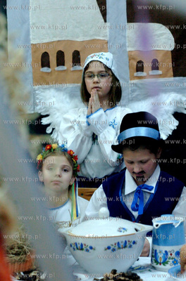 Wigilia po Kaszubsku zorganizowana przez uczniow Szkoly...