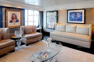 Do Portu w Gdyni przyplynal wycieczkowiec Marina. Marina...