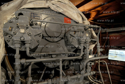 Niedokonczona Korweta Gawron oczekujaca na decyzje...