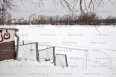 Stadion Uniwersytetu Gdanskiego w Gdansku Oliwie.
06.01.2011
fot....