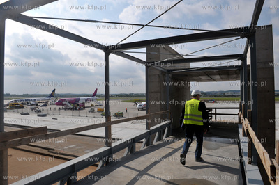 Budowa II Terminalu Portu Lotniczego im. Lecha Walesy...