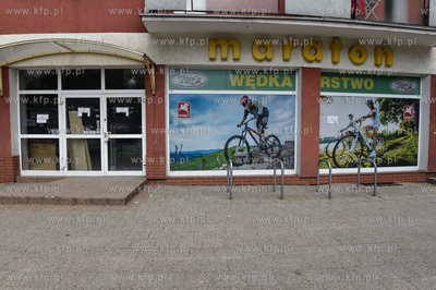 Zamknięty, zlikwidowany sklep sportowy Maraton na...