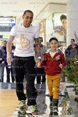 Gdansk. Galeria Baltycka. Wydarzenie charytatywne pt.Gwiazdy...