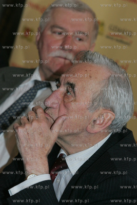 Komitet Obchodow 25-lecia Solidarnosci obradowal w...