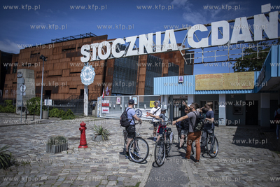 Historyczna brama nr. 2 Stoczni Gdańskiej.
11.07.2019
fot....