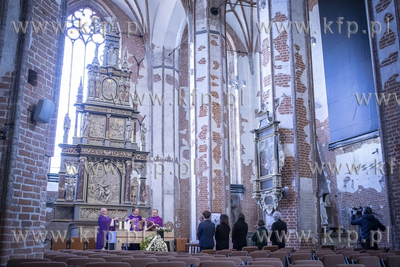Kościół św. Jana w Gdańsku. Msza pogrzebowa Macieja...