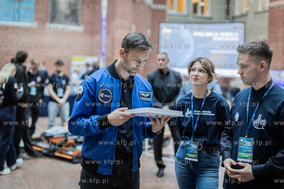 Wizyta astronauty Sławosza Uznańskiego-Wiśniewskiego...